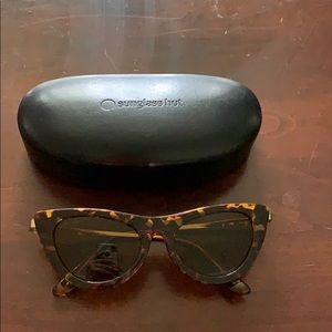 Cleo nicci cat eyed sunglasses